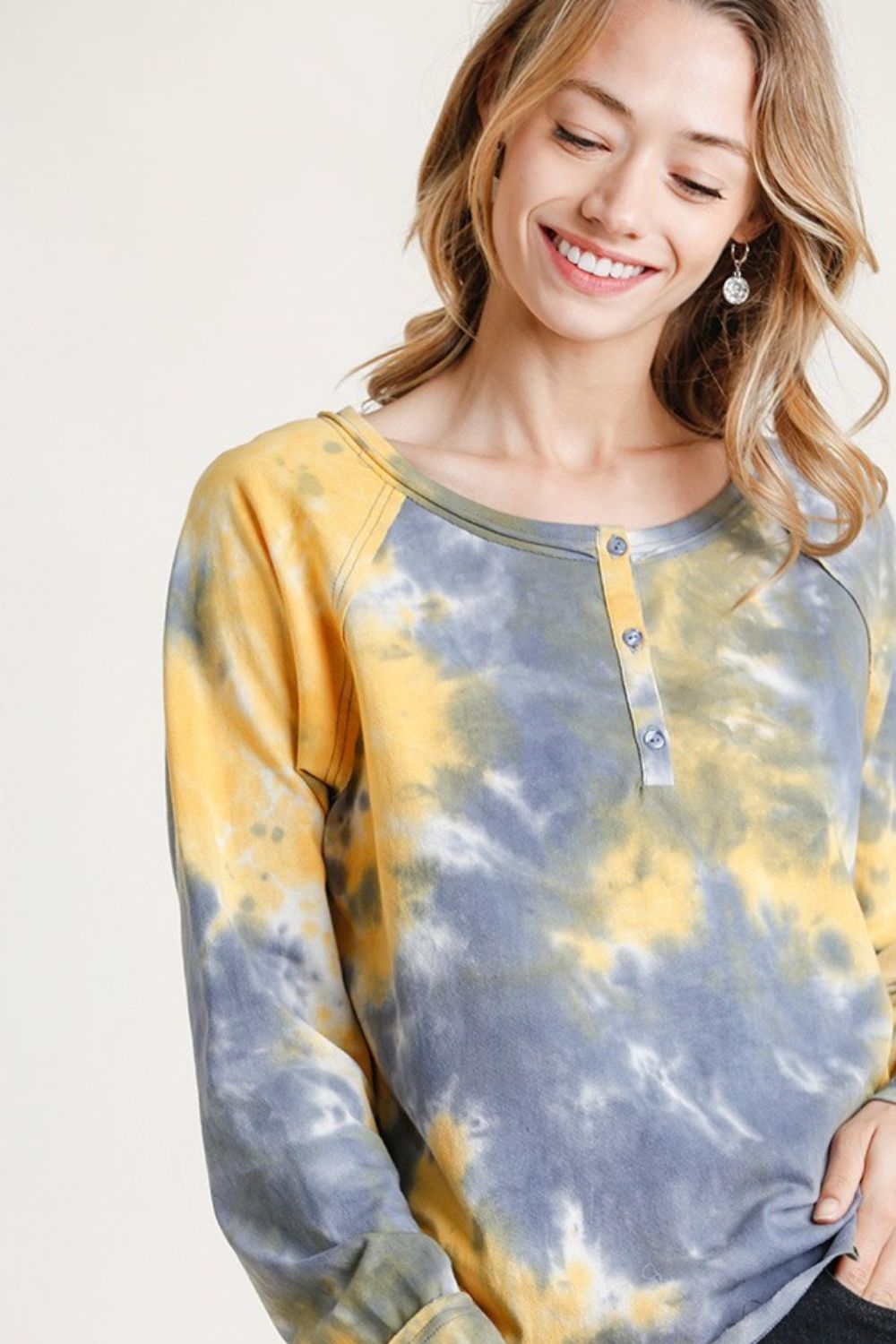Umgee T-shirt Tie Dye Yellow Mix Round Neck Ribbed Button Front Top YELLOW MIX