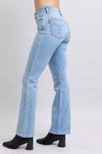 Judy Blue Bootcut Jeans Mid Rise Thermal Light Blue Denim Pants 010454e5431e43b5bccfb8b2a572422b-Max-Origin Trendsi
