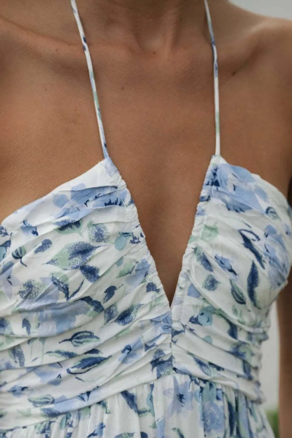 Floral Maxi Dress Halter Cut Out Neck Tiered Backless 01debffa-23da-4bb8-99e0-293fe950987b-Max-Origin Trendsi