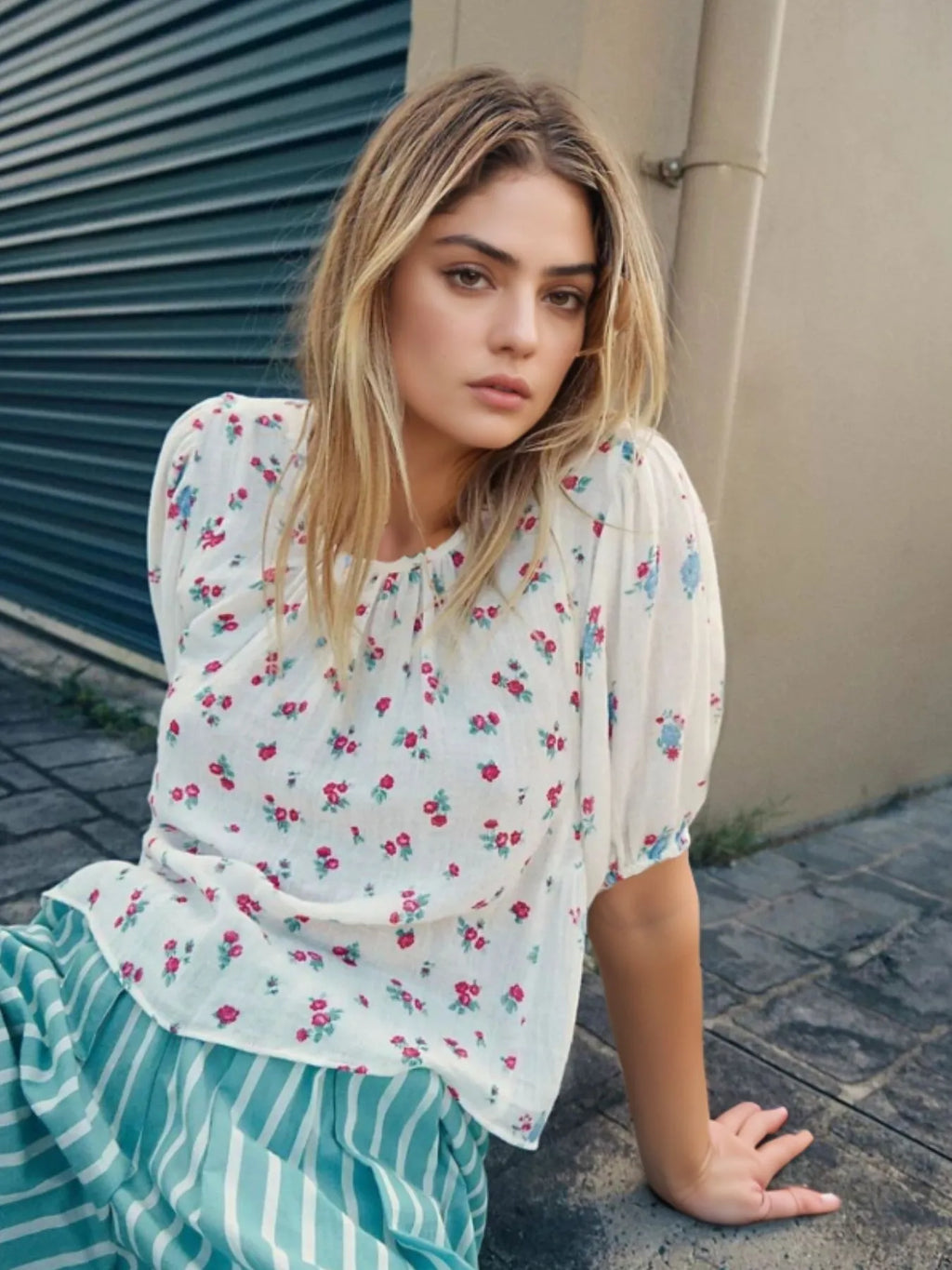 Women's Blouse Floral Puff Short Sleeve Bow Back Backless Top White 020d13e8-2a86-4819-bebf-95852c77cfb4-Max-Origin Trendsi