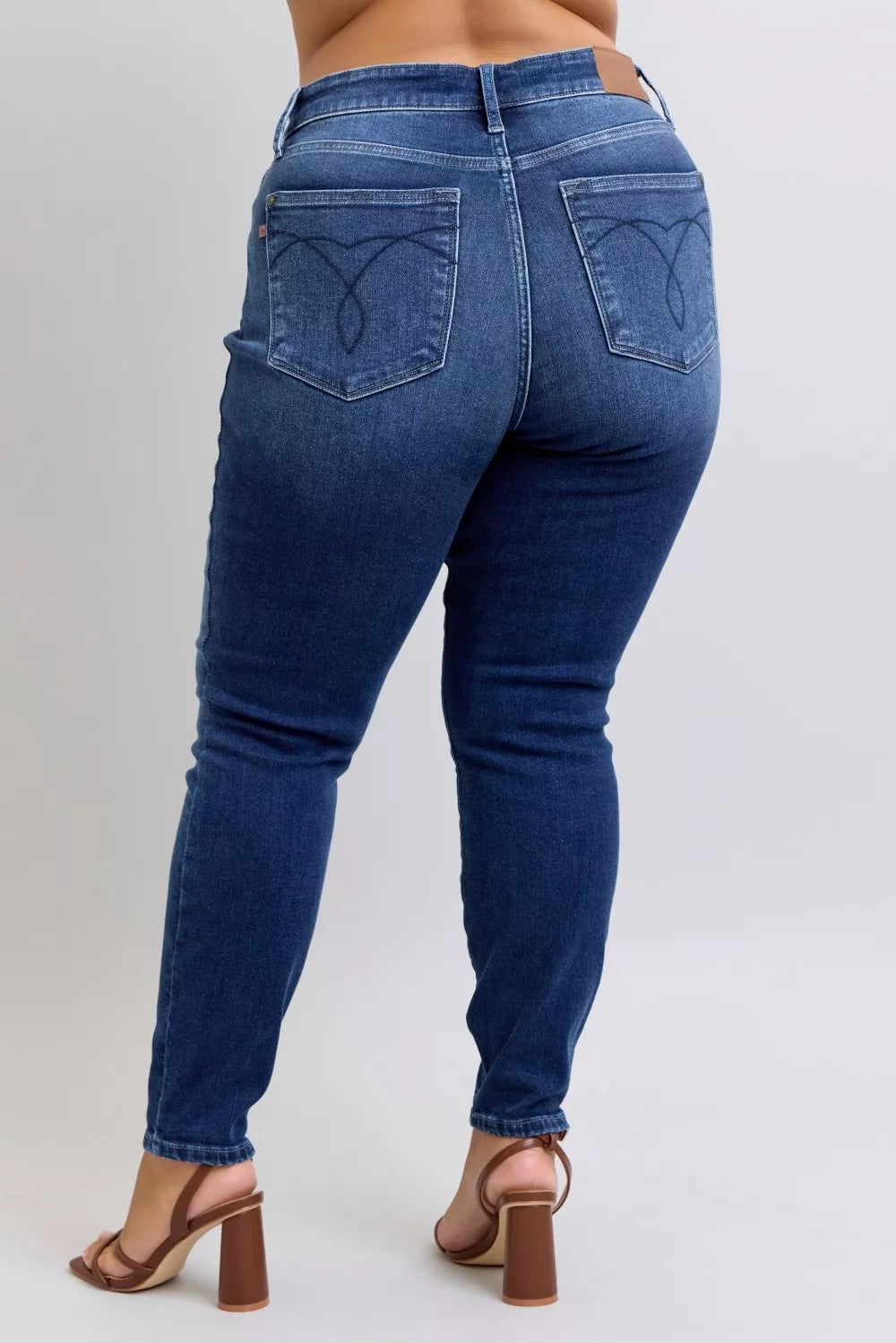 Judy Blue Skinny Jeans Dark Blue Washed Thermal Denim Pants Plus Sizes 05f39fc6-3146-4b3a-951f-d188329f4cbd-Max-Origin Trendsi