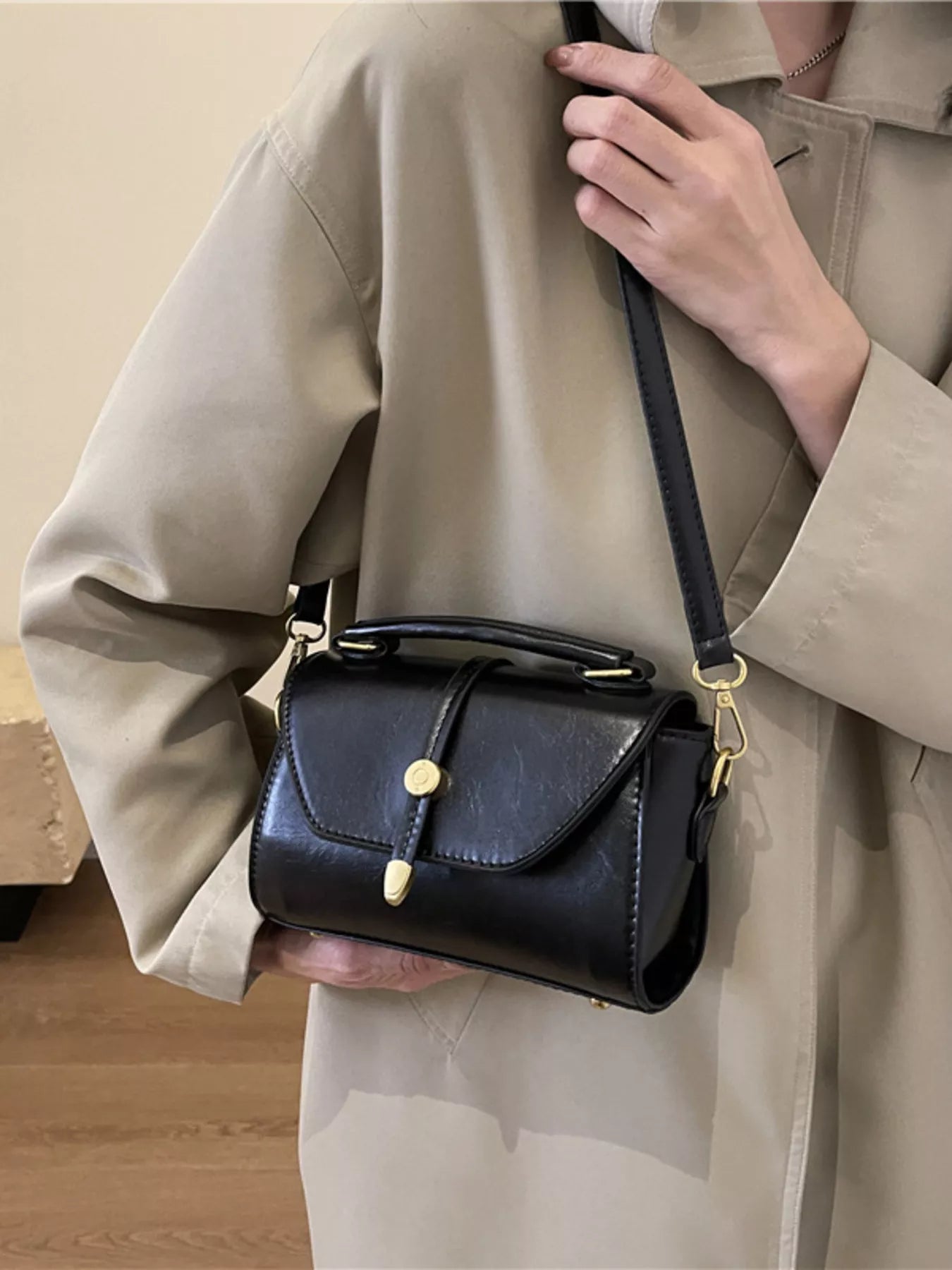 Womens Crossbody Bag Pu Leather Top Handle Handbag 07041fd069374dc8a6331527bbbd636a-Max-Origin Trendsi