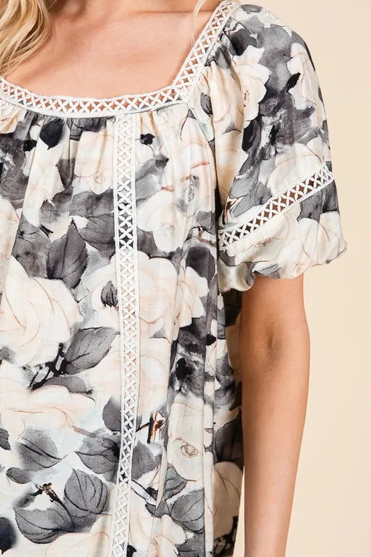 Lime 'N' Chili Blouse Black Floral Print Lace Trim Puff Short Sleeve 07166a4da44143669887022c43dae64f-Max-Origin Trendsi