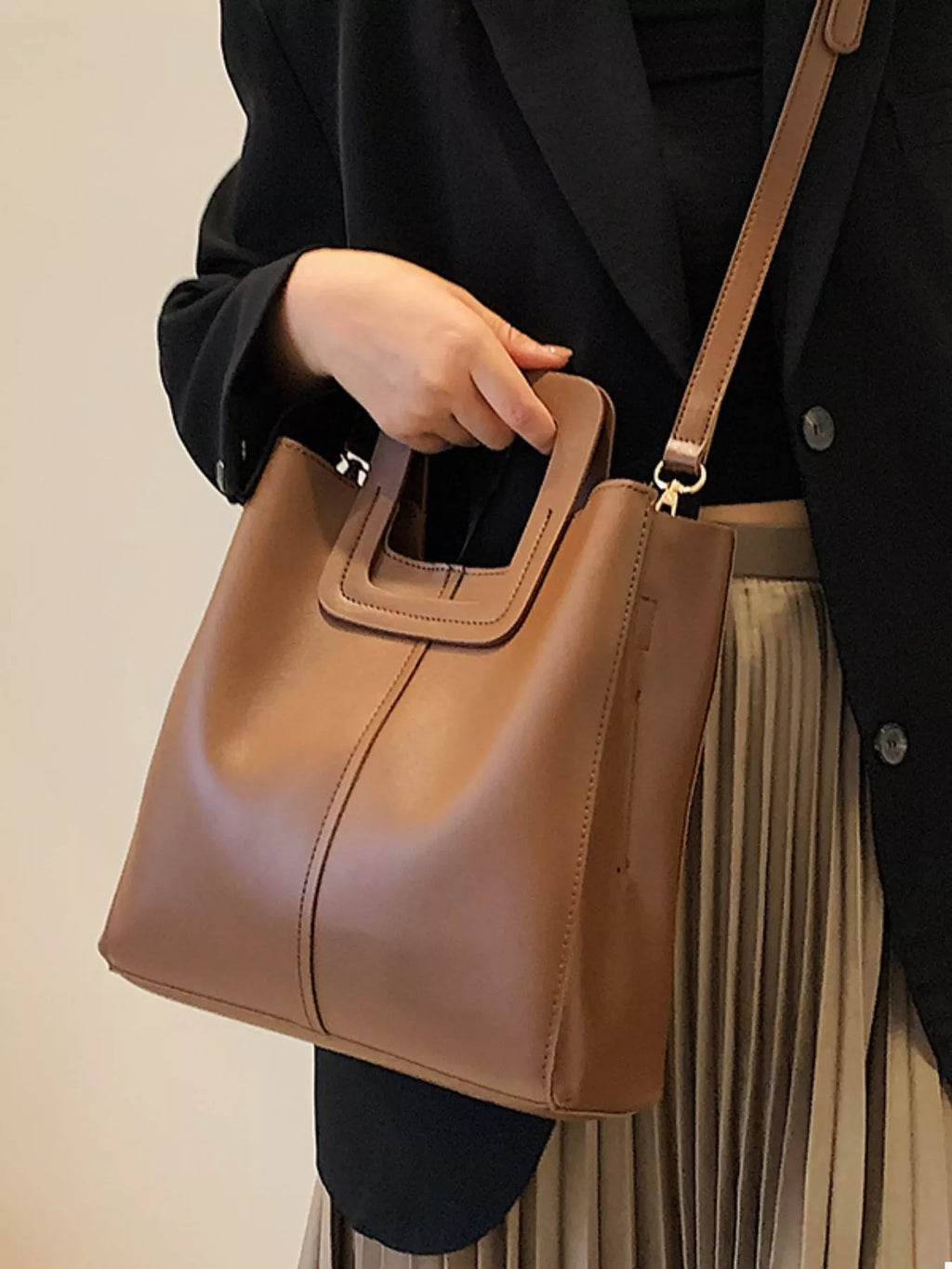 Women's Crossbody Bag Square Handle PU Leather Medium Handbag 072a59d5-75fb-4ffe-b3ea-ba4fc96922e8-Max-Origin Trendsi