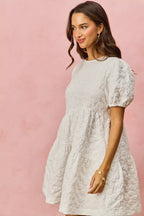 SO ME Floral Mini Dress White Jacquard Diagnol Tiered Short Sleeve 087ee0d852bd4e0eb3355c7d0e578154-Max-Origin Trendsi