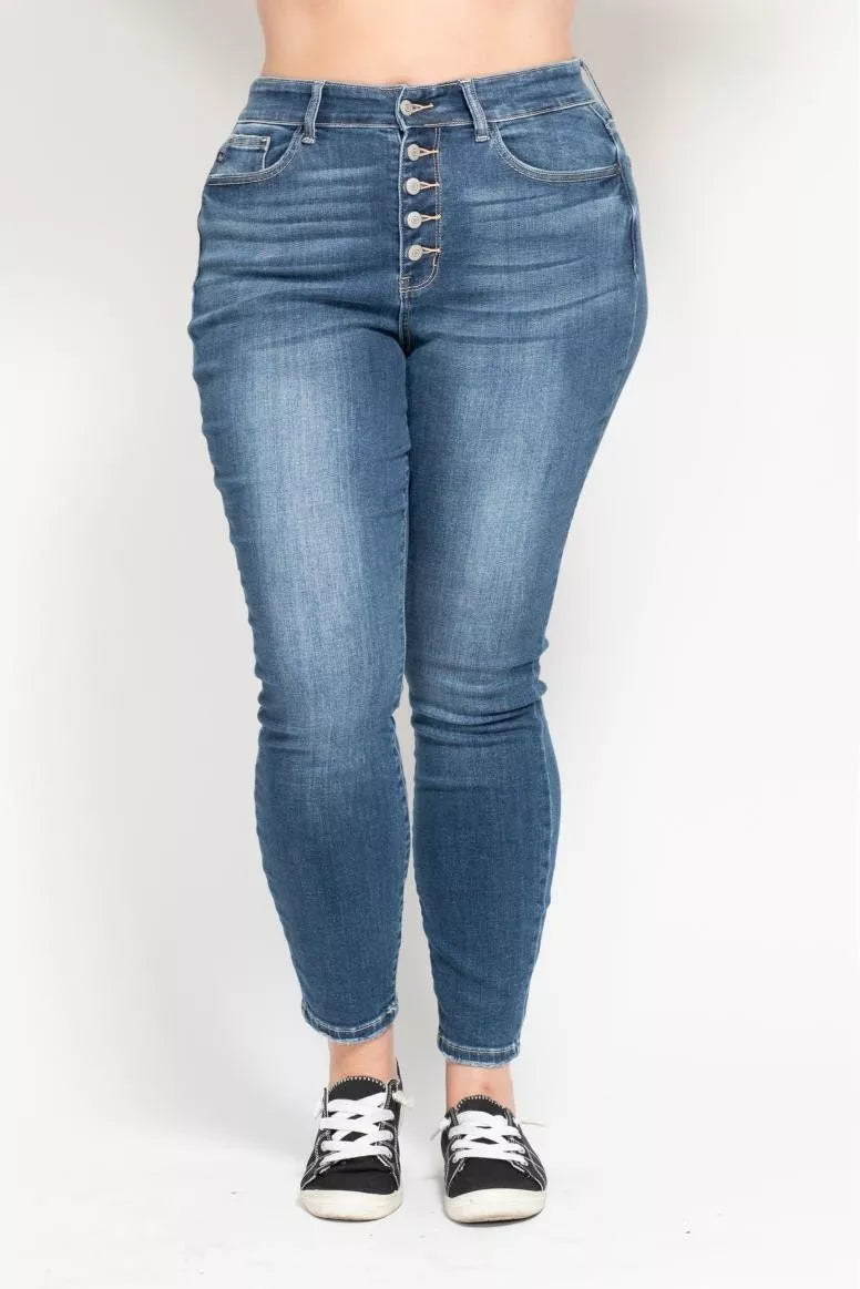 Judy Blue Skinny JeansMedium Wash High Rise Button Fly Plus Sizes Denims 0954f480-e20f-472b-bbf5-e9a28c346733-Max-Origin Trendsi