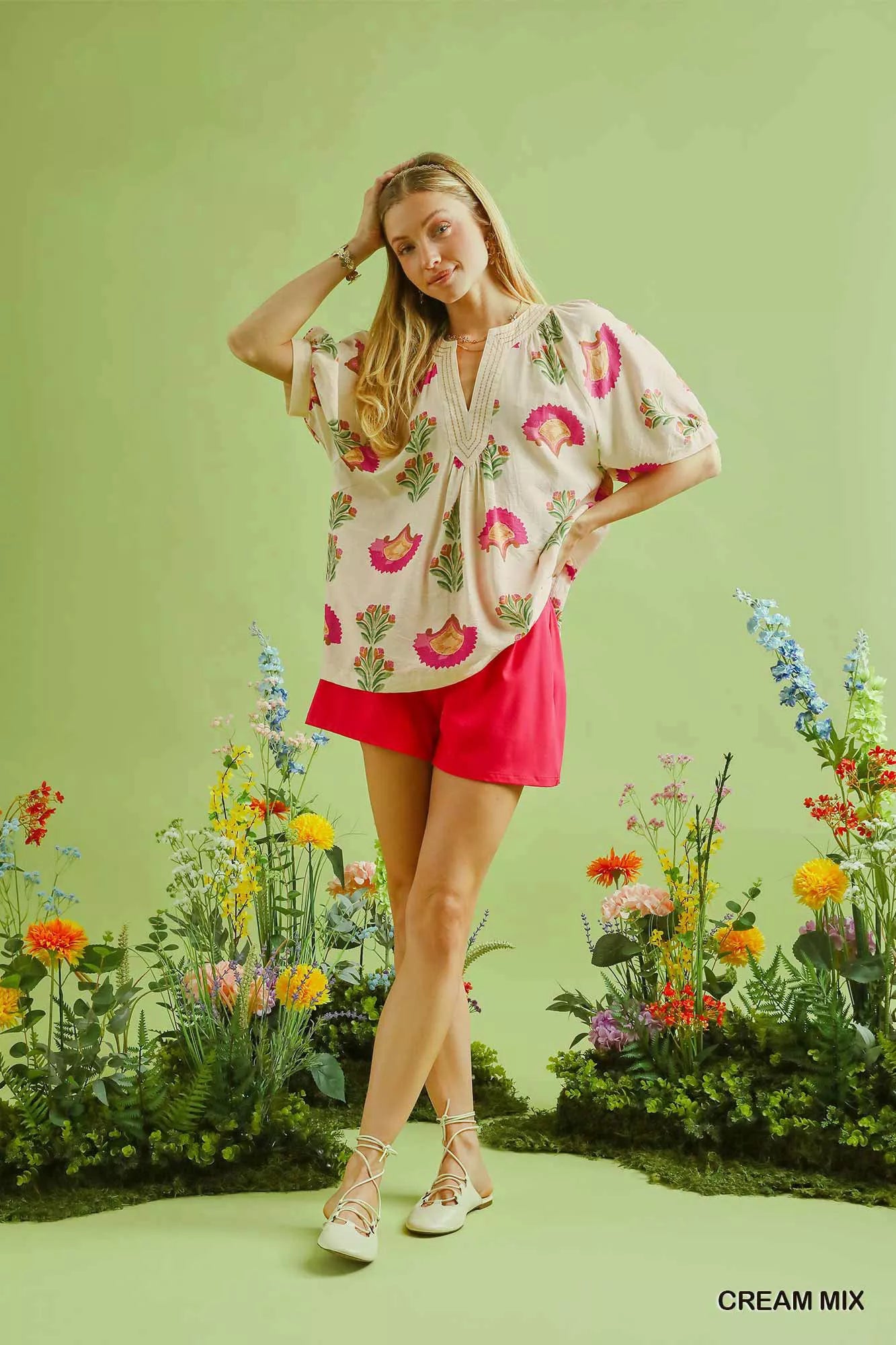 Umgee Blouse Cream Multi Abstract Print Top with Ruched Detail 0ac15c07-3d77-4960-a9dd-827e398940c1-Max-Origin Trendsi