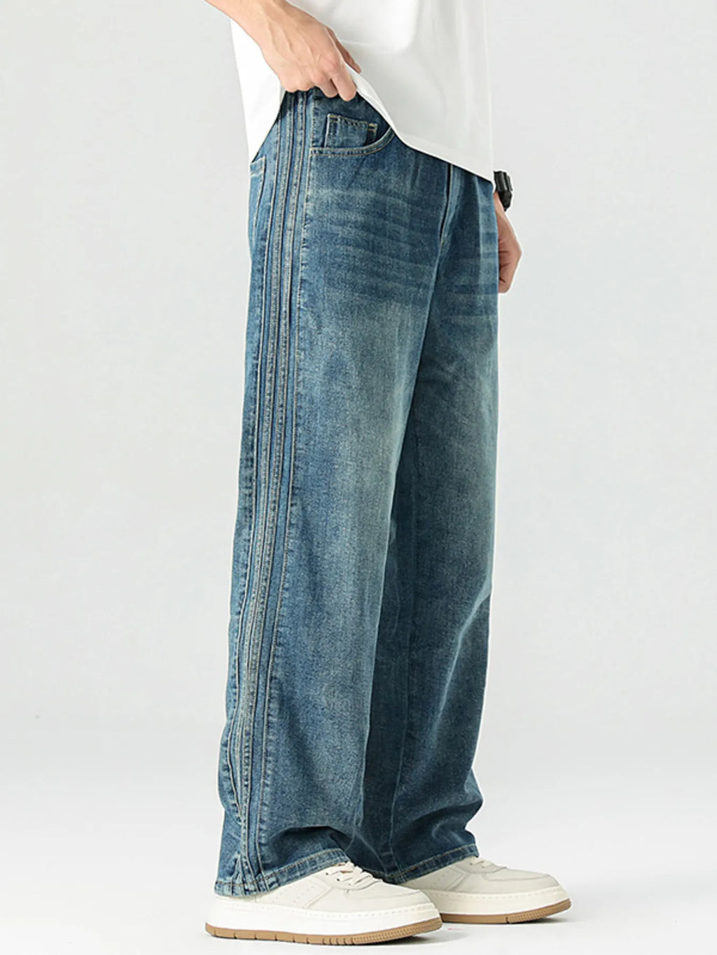 Men's Straight Leg Jeans Blue Washed with Side Stripes Denim Basic Style 0b0a77c2acac416993b4cd28c9801a1e-Max-Origin Trendsi