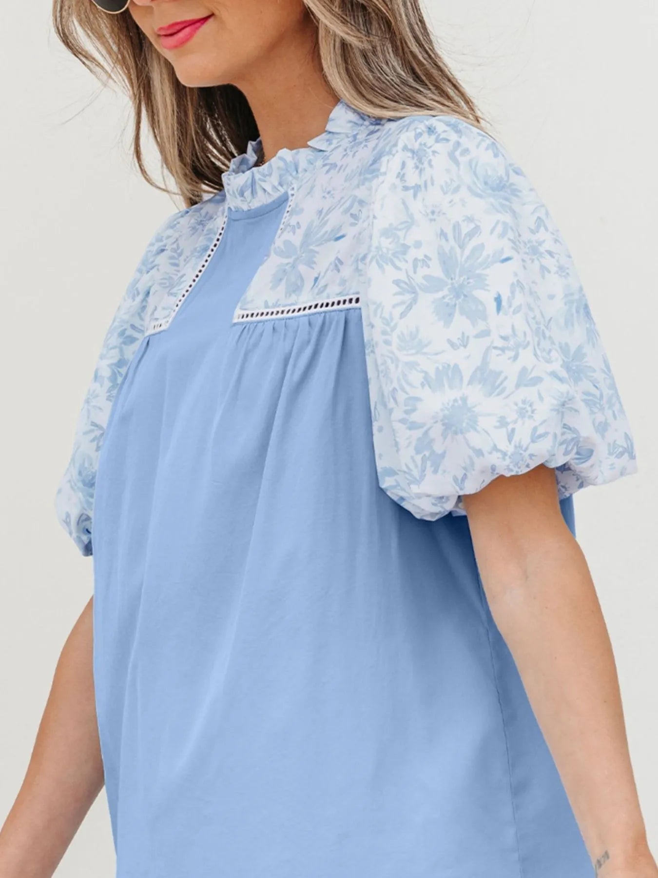 Women's Blouse Light Blue Lace Insert Floral Puff Sleeve Patchwork Loose Top 0b9266de-6b71-498f-9314-f68636554f4a-Max-Origin Trendsi