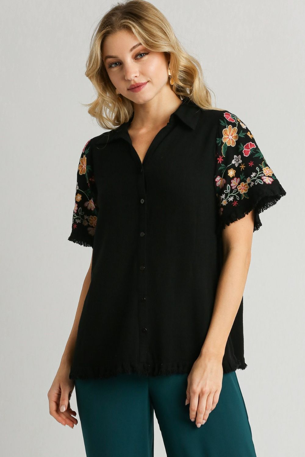 Umgee Linen Shirt Black with Embroidered Short Sleeves Raw Hem Top Black 0c3a663b-dd11-4934-9e76-813b4d9290fa-Max Trendsi