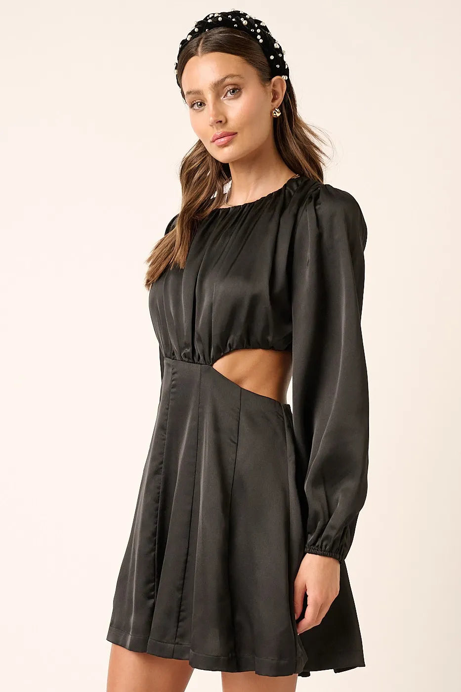 Mittoshop Mini Dress Black Satin Side Cutout Detail Long Sleeve 0c423a17ee244dec8b3cb534c615523c-Max-Origin Trendsi