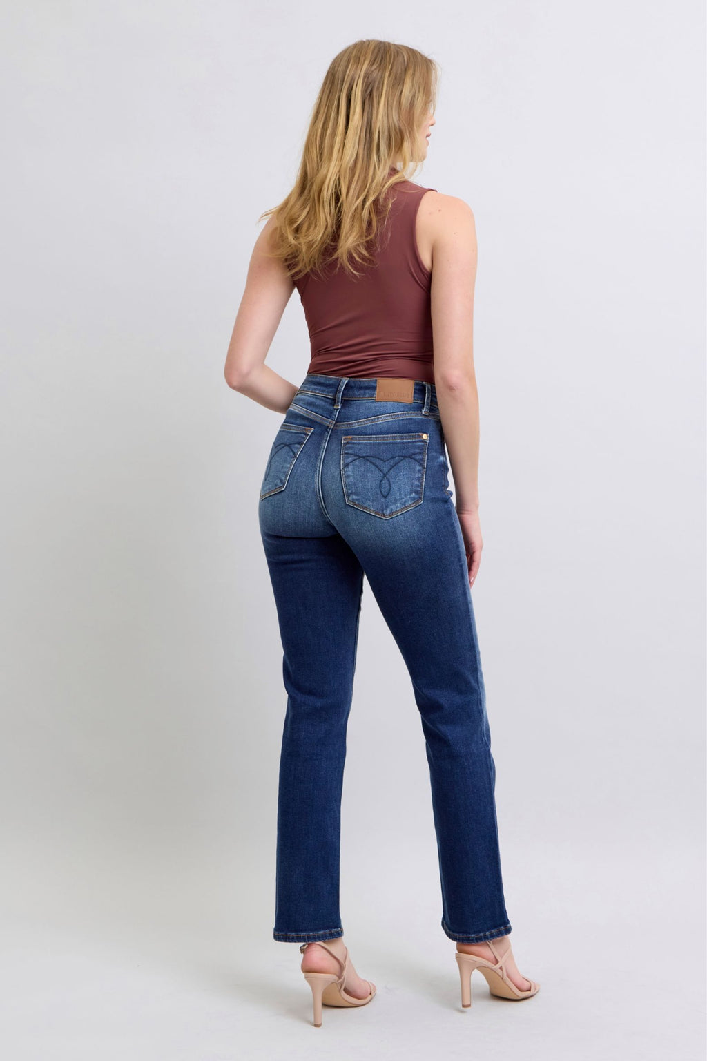 Judy Blue Women Jeans Full Size Dark Washed Straight Leg Pants with Pockets 0e766c7f-247d-45eb-a343-ad66cf0a8792-Max Trendsi