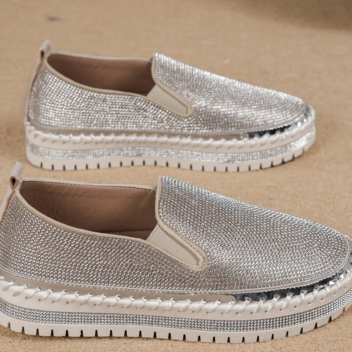 Rhinestone Round Toe Platform Loafers 0f4fa6649c414310a11e76a3717ae36d-Max-Origin Trendsi