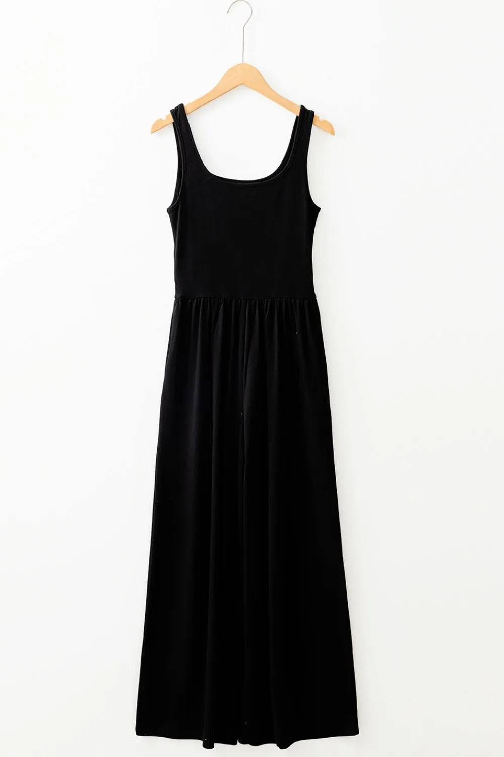 Black Jumpsuit Cutout Scoop Neck Wide Strap Wide-Leg Pocketed Overall 0f73f25f-44a0-4d1a-b2d7-3e760875e01f-Max-Origin Trendsi