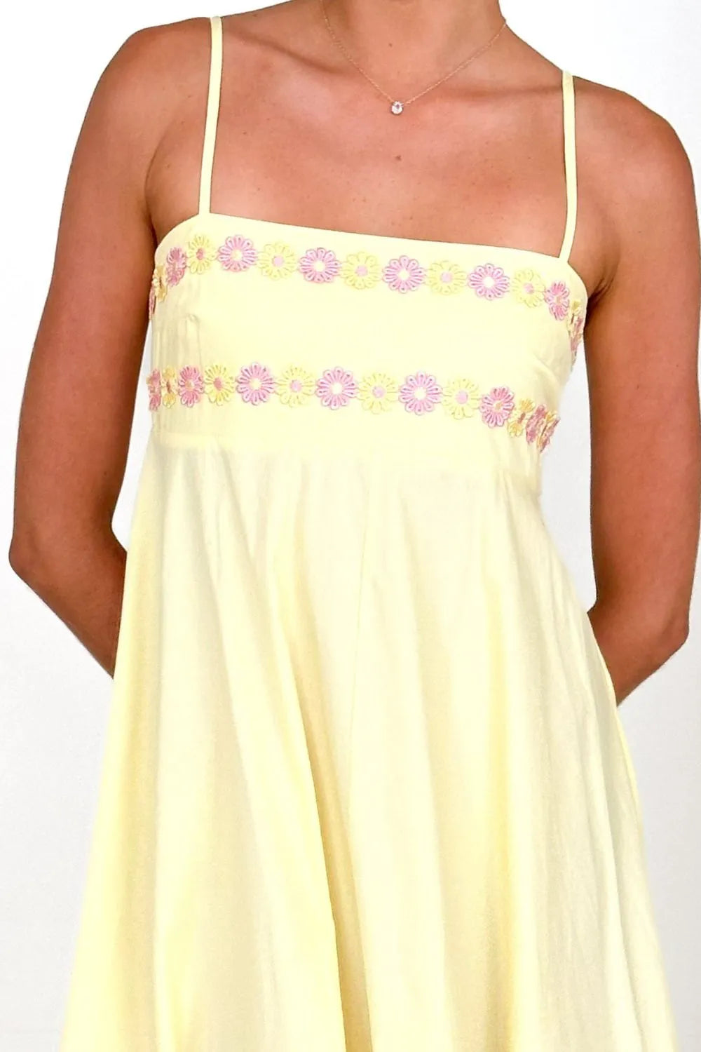 Maxi Dress Floral Embroidered Spaghetti Strap Ruffled A-Line Party 119cbc8a-92c9-4d34-9ffb-bbc5f71a27a0-Max-Origin Trendsi