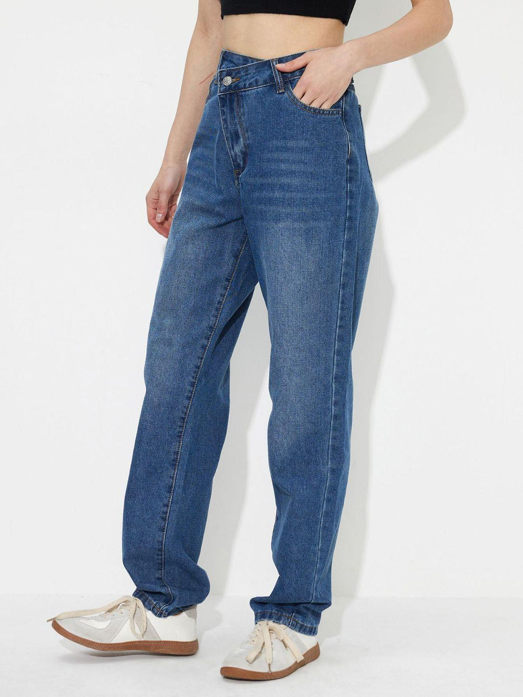 Denim Pants Asymmetric Waist Jeans with Pockets 1252c440-9bf6-4fa0-90e8-c989413dfbcb-Max Trendsi