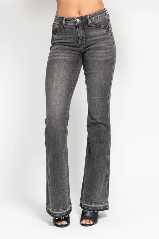 Judy Blue Gray Jeans Mid Rise Washed Release Hem Flare Tummy Control GRY 137c8b8cb1d64c77b9ac30294473a5aa-Max-Origin Trendsi