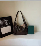 Women's Large Shoulder Bags Pu Leather Black Outer Zip Pocket Casual Handbag