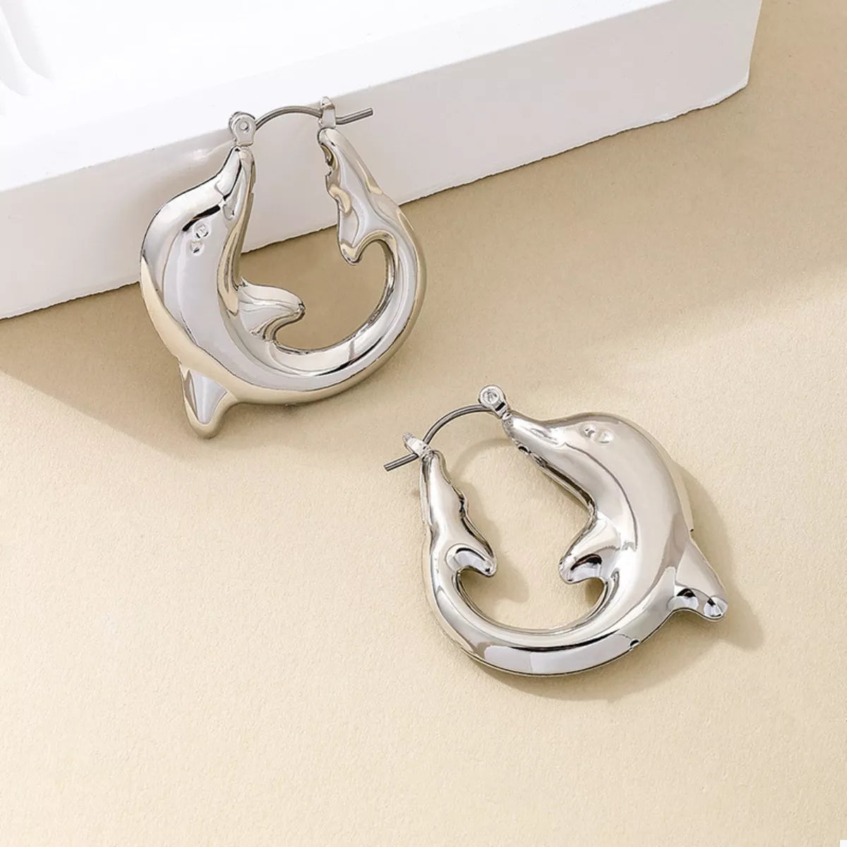 Hoop Earrings 18K Gold-Plated Dolphin Gold Silver Jewelry 142e546a-89d9-4dd9-af88-977d527a6dd2-Max-Origin Trendsi