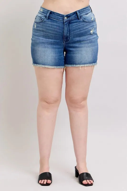 Judy Blue V-Front Denim Shorts with Shield Pockets Medium Washed 1479f0b1-1b3e-4387-a52b-f9401d2e1156-Max-Origin Trendsi