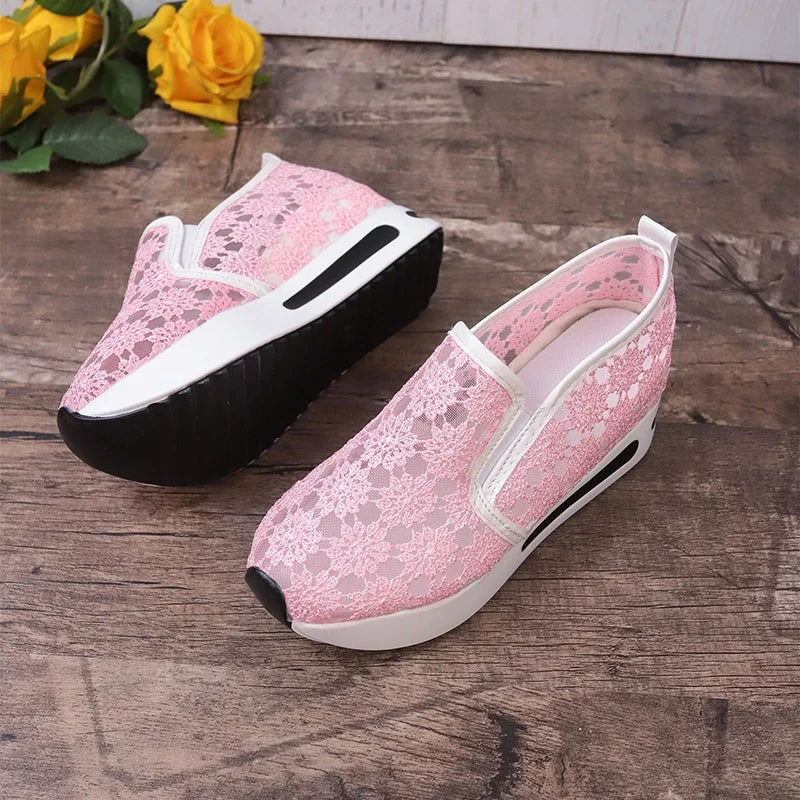 Floral Lace Breathable Slip-On Shoes Women Casual Lightweight Flats