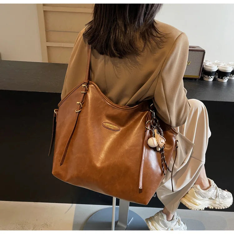 Women's Lagre Shoulder Bags Vintage Style Pu Leather Zipper Casual Handbags