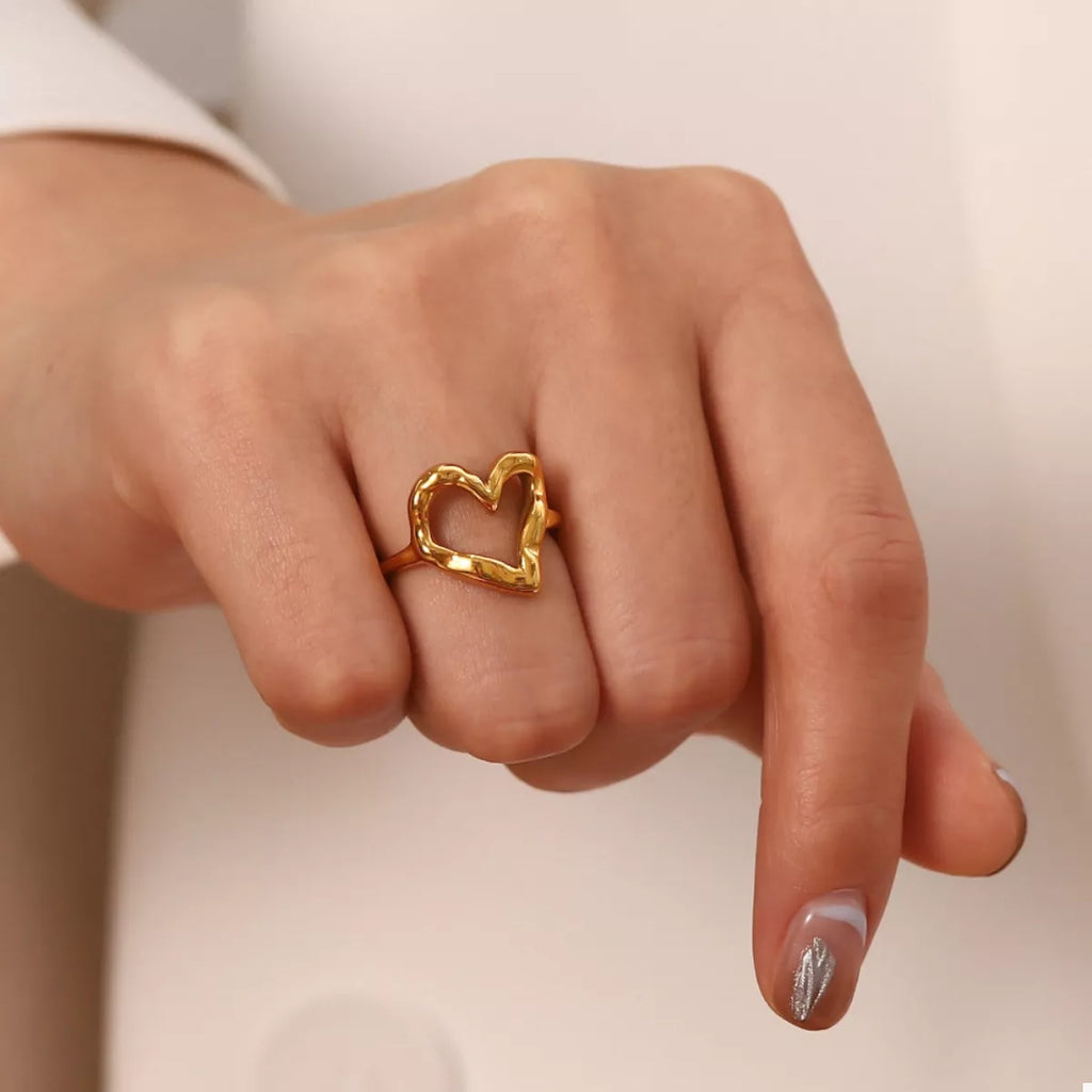 Heart Ring 18K Gold-Plated Gold Stainless Steel Women's Jewelry 160be640-4247-4d4a-9a8b-17e3de26008c-Max-Origin Trendsi