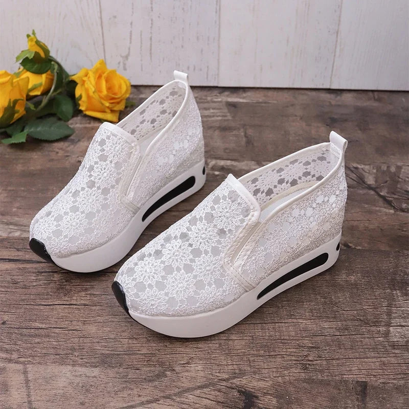 Floral Lace Breathable Slip-On Shoes Women Casual Lightweight Flats