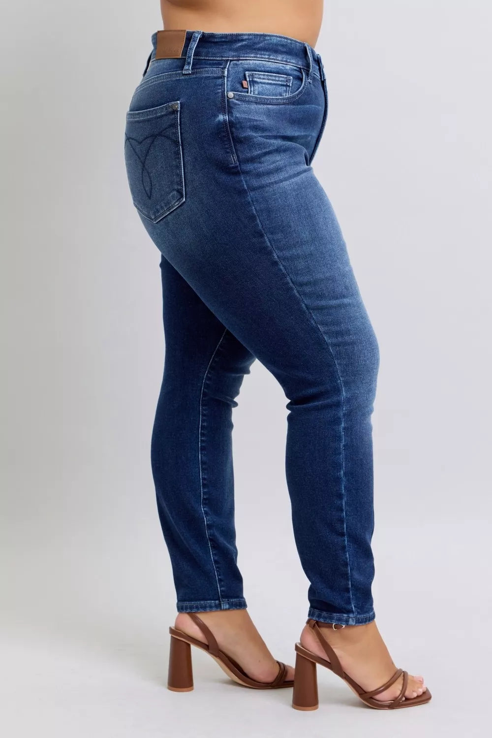 Judy Blue Skinny Jeans Dark Blue Washed Thermal Denim Pants Plus Sizes 178388da-3ed7-493a-96b9-d0ee232662aa-Max-Origin Trendsi