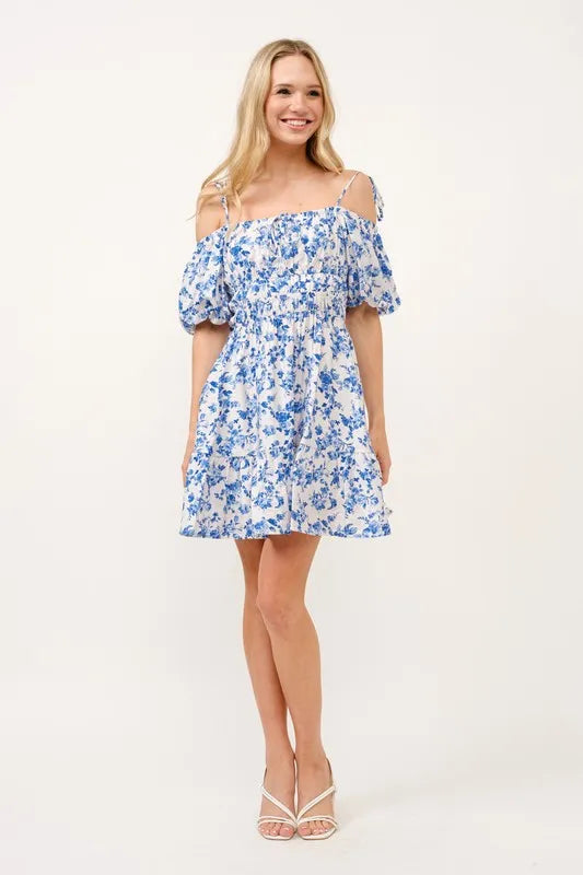 And The Why Off Shoulder Dress Floral Blue Bubble Sleeve Ruffled 1839c413a72242879e39486b84135f4d-Max-Origin Trendsi