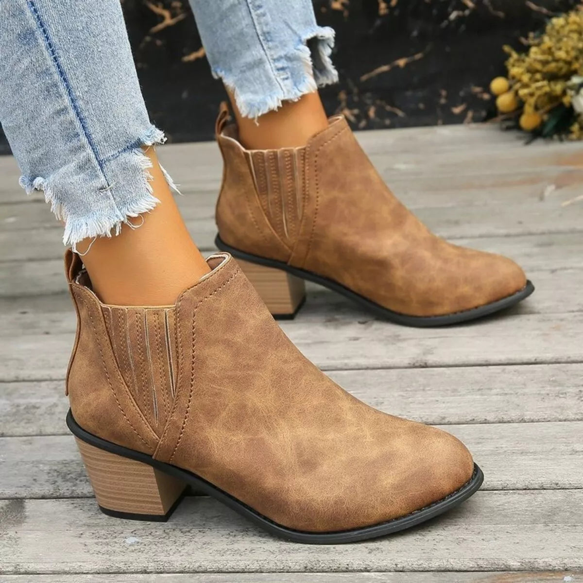 Women's Ankle Boots Pu Leather Point Toe Block Mid Heels Shoes 189faf6444e64b7bb930728952d72119-Max-Origin Trendsi