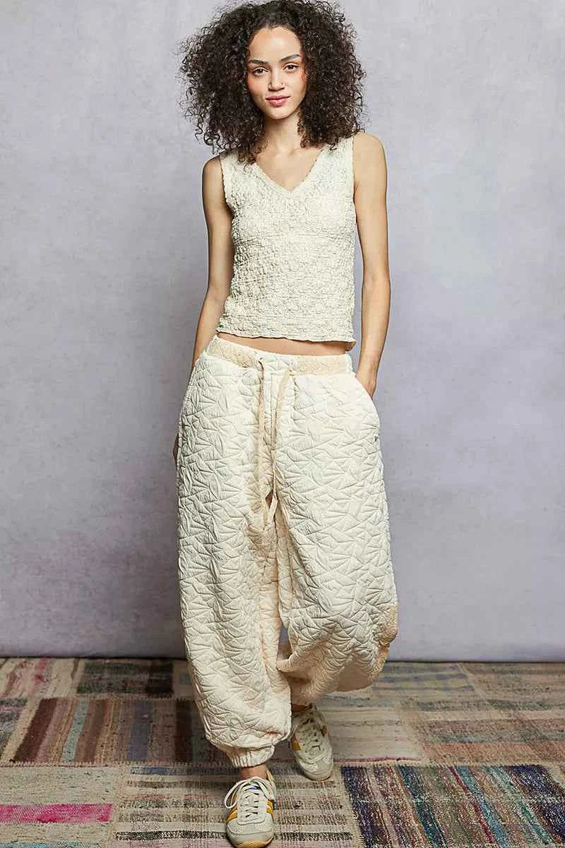 POL Textured Tank Top Cream Floral Knit V-Neck with Lace Trim Blouse 19374a96-9be0-48c7-9342-d5b51e46c266-Max-Origin Trendsi