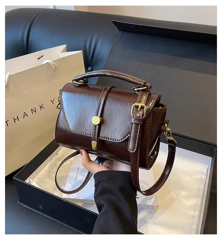 Women's Vintage Style Messenger Bag High Quality Soft Leather Flap Crossbody Bag