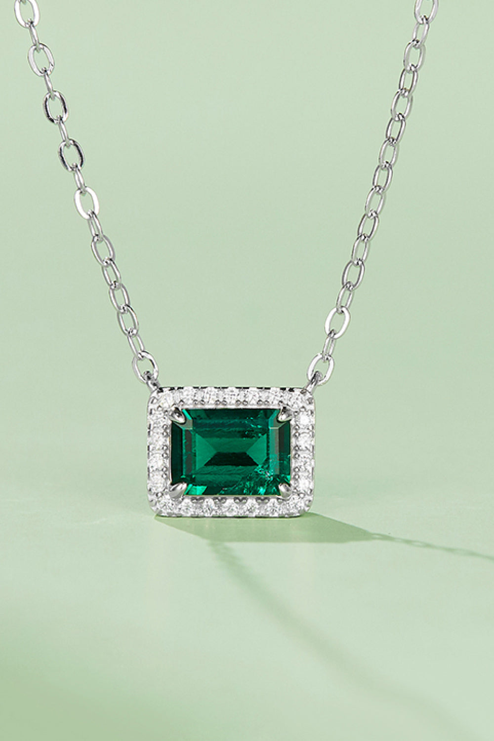 Murray Necklace 0.9 Carat Lab-Grown Emerald Green Rectangle Platinum-plated 1a6d8fc41ee842e7829dc19636ffd8e4-Max Trendsi