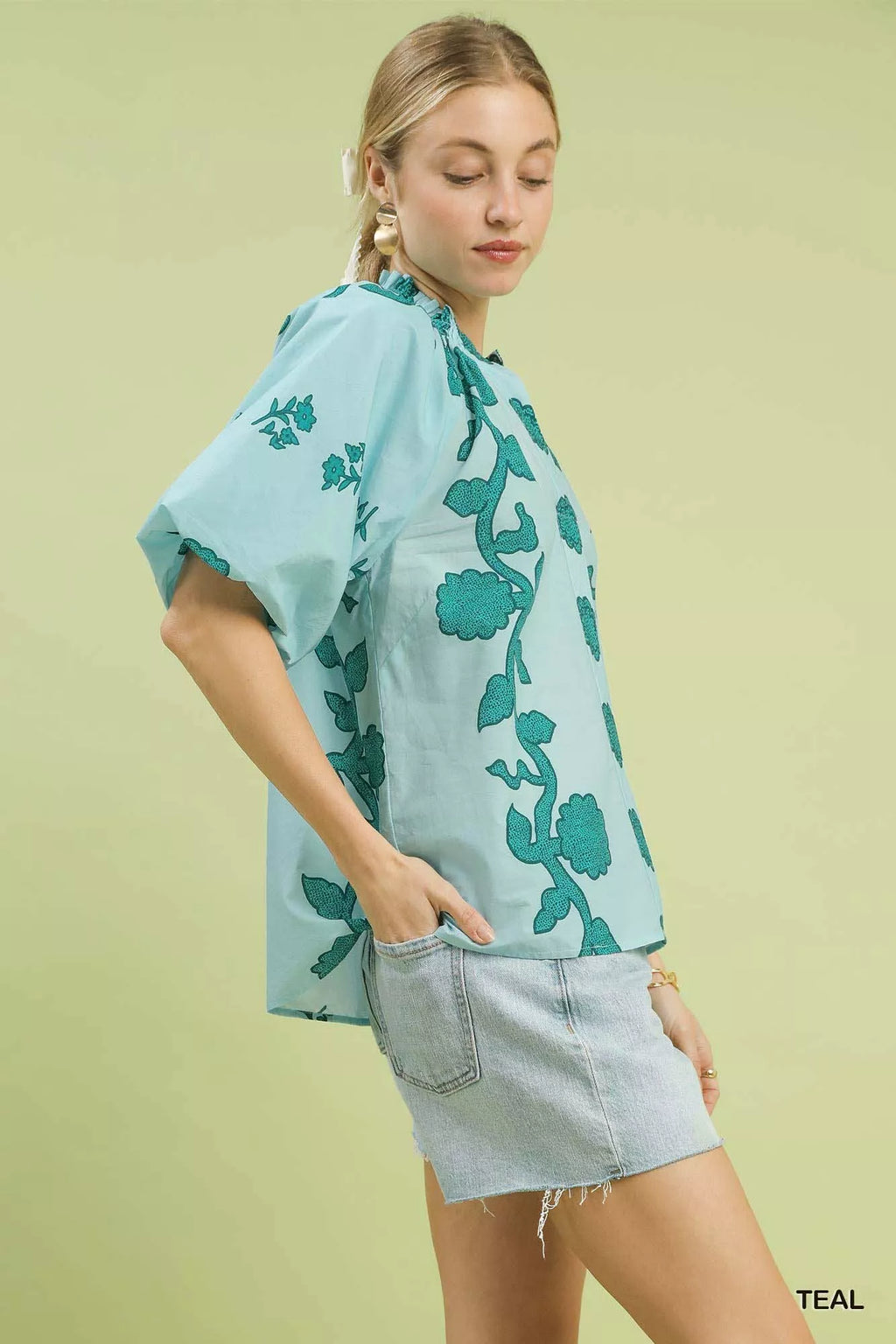 Umgee Womens Blouse Teal Floral Smocked Notched Puff Short Sleeve Top 1afe0fda-4093-4a94-b01a-596ca63858f7-Max-Origin Trendsi