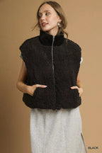 Umgee Womens Vest Black Sherpa-Lined Zip with Drawstring Hem Outwear 1b59d8ff-25f5-440f-9b10-3c1a49c86ede-Max-Origin Trendsi