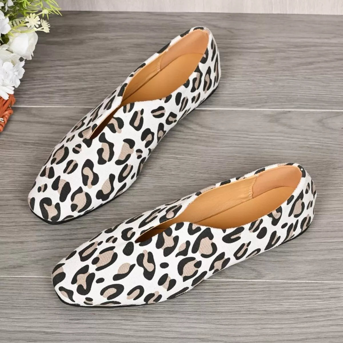 Women's Slip-Ons Leopard Square Toe Flat Casual Shoes 1bfcb5772b96419a82aa5cfecf773b93-Max-Origin Trendsi