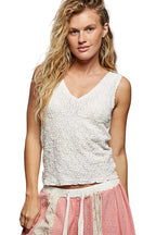 POL V-Neck Tank Top Off White Textured Knit with Lace Trim Sleeveless 1d92300c-2a88-49e0-b170-4d74f8804900-Max-Origin Trendsi