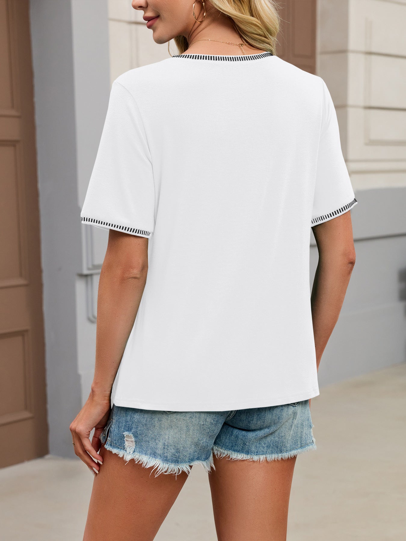 1e2f6e3385ca423b8902abf822c2ccf5-Max