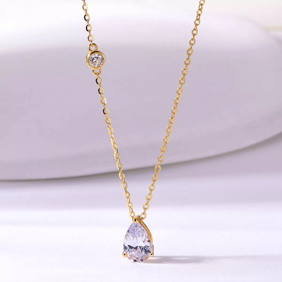 1.25 Carat Moissanite Teardrop Necklace 925 Sterling Silver 18K Gold-Plated 1e7c7d4b-9f60-427a-86a4-8ebeb4561564-Max-Origin Trendsi