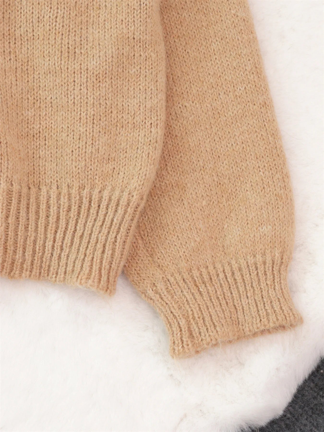 Women's Sweater Sequined Diamond Pattern Oversized Knitwear 1e97543038d044bab15a8ad4f4bf899a-Max-Origin Trendsi