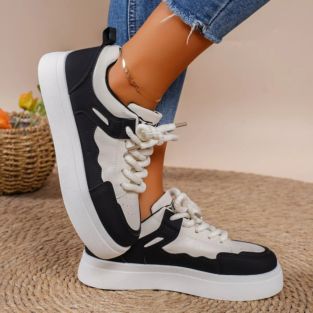 Women's Sneakers Round Toe Platform Mid Heels Casual Shoes Black 1f41fdf68d414a16ba7b15dc64767dea-Max-Origin Trendsi