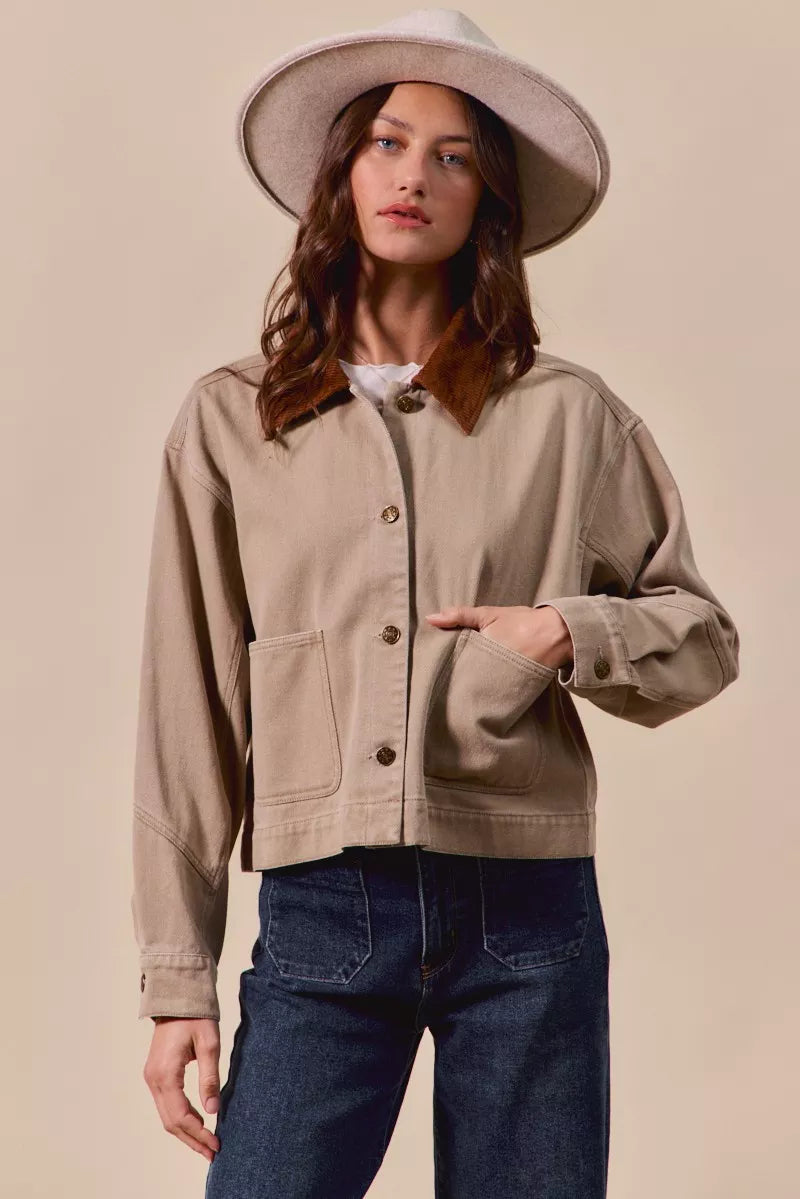SO ME Womens Cropped Barn Jacket Cotton Twill Taupe wtih Collar and Pockets 2083ffd4ccd741de9b440dedce942238-Max-Origin Trendsi