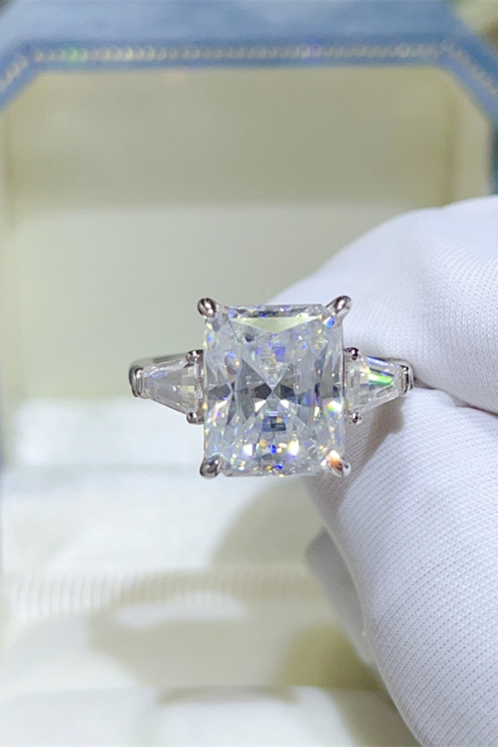 5 Carat Moissanite Silver Ring 925 Sterling Silver Ring Platinum-plated Jewelry 20ca908e-bd61-4087-a5b9-b25afbc745c7-Max Trendsi