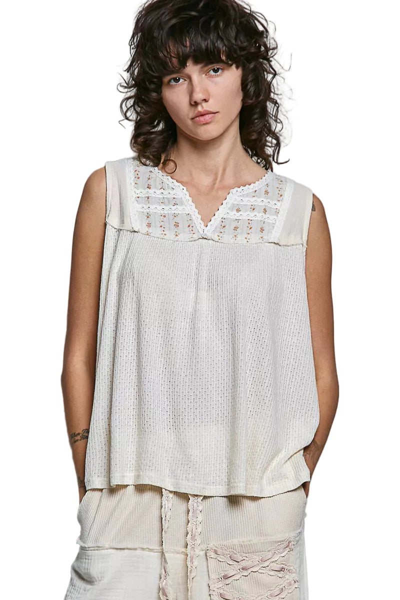 Polyester Spandex Lace Detail Floral Double Gauze Patch Sleeveless Top