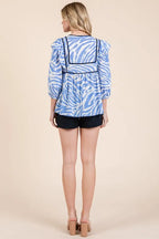 Lime 'N' Chili Blouse Blue Graphic Print Solid Trim Quarter Sleeve Tiered 22f02ea45fe74e1ca6bbe0657feb18e4-Max-Origin Trendsi