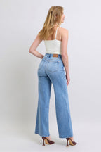 Judy Blue Women Jeans Medium Wash Full Size Wide Leg Denim with Pockets 23ac25c7-bca3-4944-b426-19f566ffaa9b-Max Trendsi