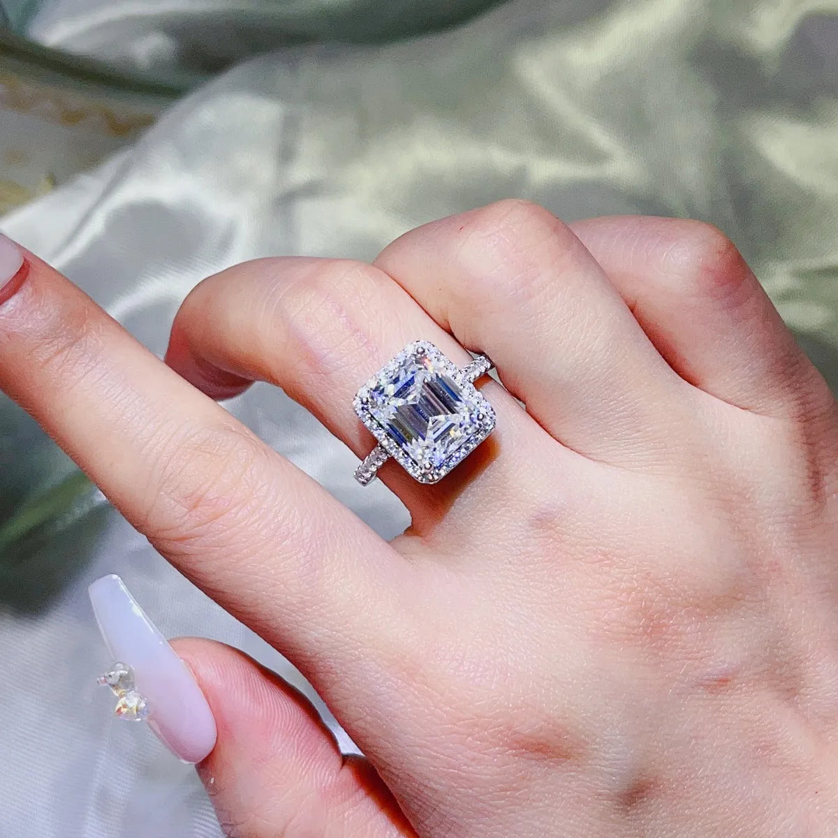 Silver Ring 5 Carat Moissanite White Square Stone 925 Sterling Platinum-plated White 23cc7106-5f65-407b-aca4-700f03756b90-Max-Origin Trendsi