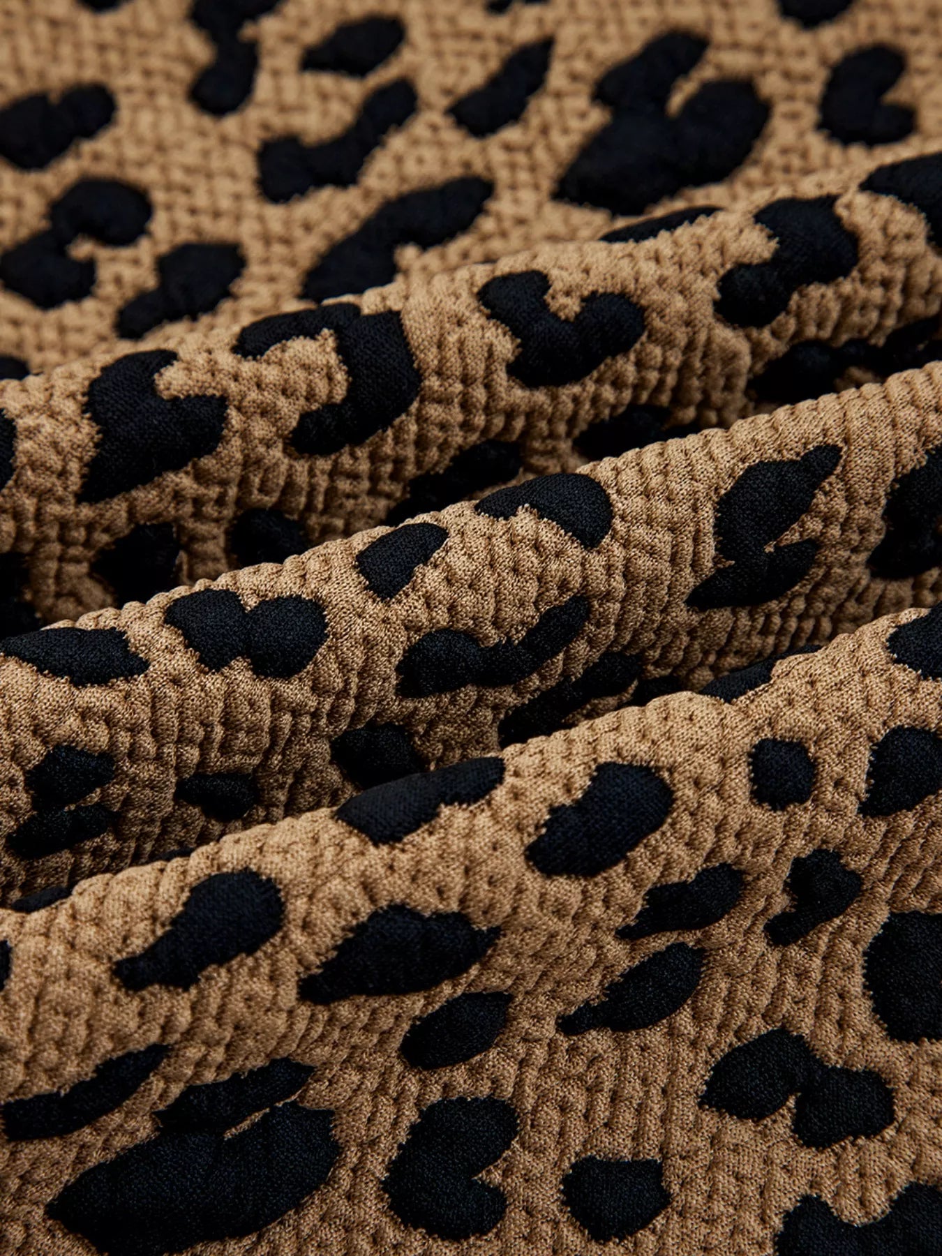 Womens Sweatshirt Leopard Print Quarter Zip Top 241a8edf-624b-499b-a9e7-fce06e06b646-Max-Origin Trendsi