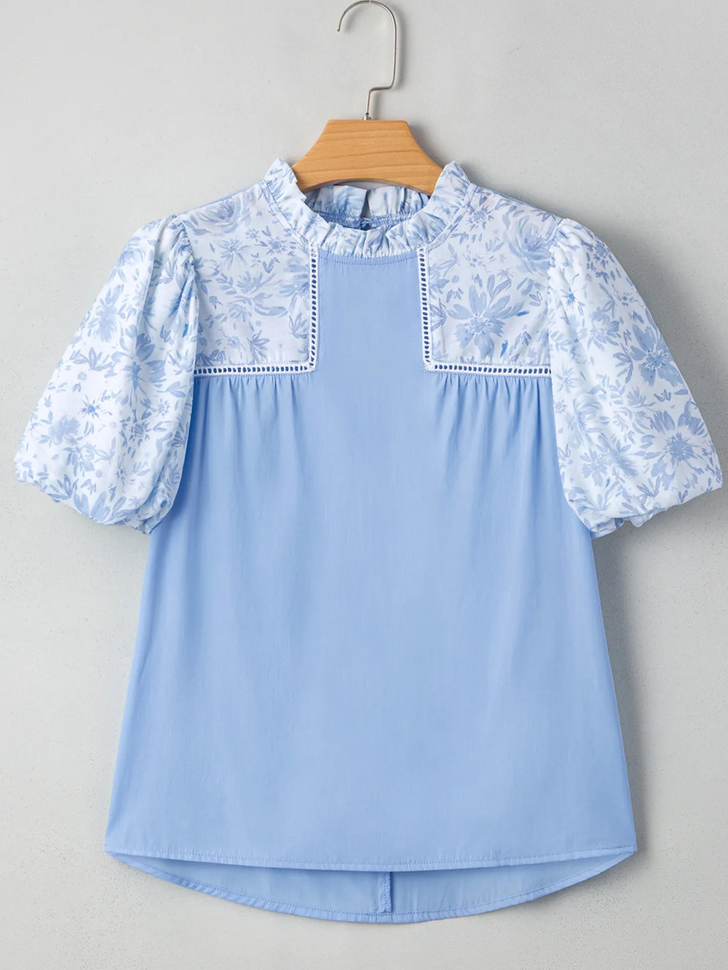 Women's Blouse Light Blue Lace Insert Floral Puff Sleeve Patchwork Loose Top 243bf76c92d04e84a98290c3a2487b1e-Max-Origin Trendsi